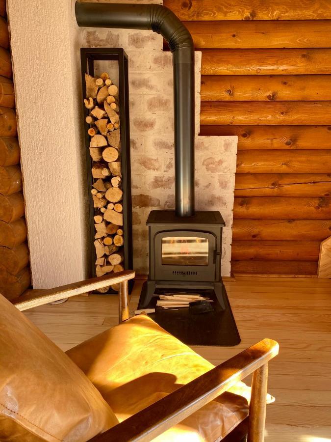 Pine Lodge Hlevci Buitenkant foto