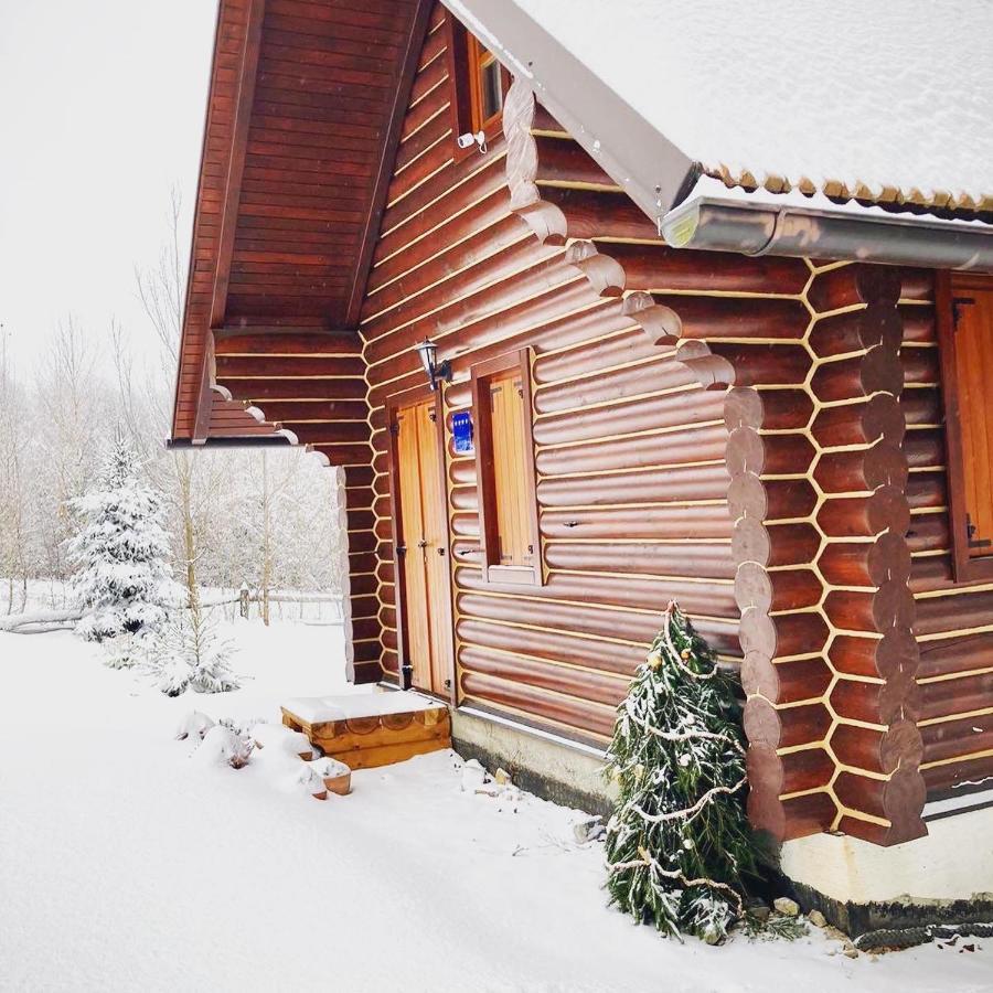 Pine Lodge Hlevci Buitenkant foto